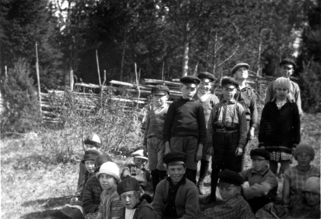 007. Utflykt 1928. Ur familjen Börjemalms arkiv.
© familjen Börjemalm.