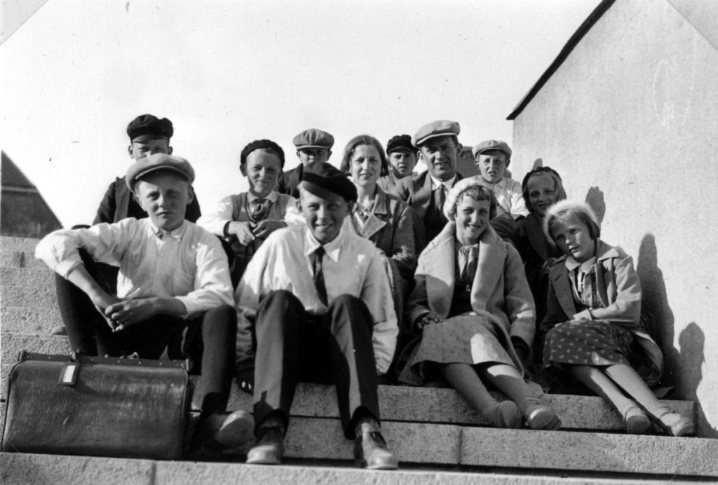 030. Skolresa till Gotland 1933 ("Hemåt"). Ur familjen Börjemalms arkiv.
© familjen Börjemalm.