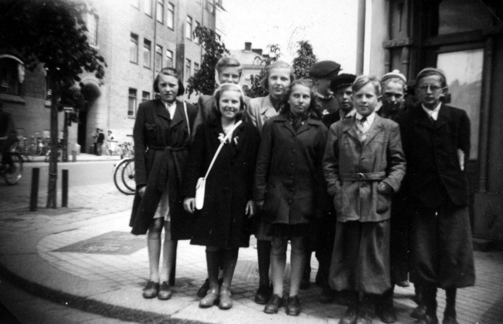 058. Skolresan 1945. Ur familjen Börjemalms arkiv.
© familjen Börjemalm.