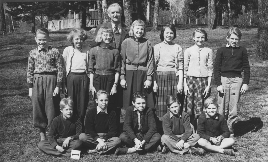 079. Skolbarn 1953-1954.  Ur familjen Börjemalms arkiv.
© familjen Börjemalm.