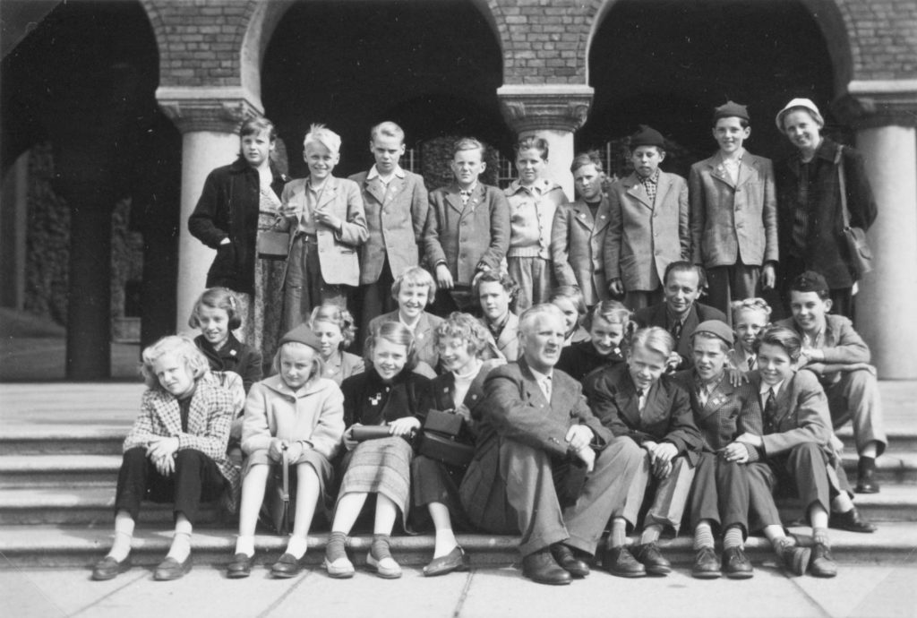 082. Skolresa till Danmark 1954 tillsammans med Häverö skola. Ur familjen Börjemalms arkiv.
© familjen Börjemalm.