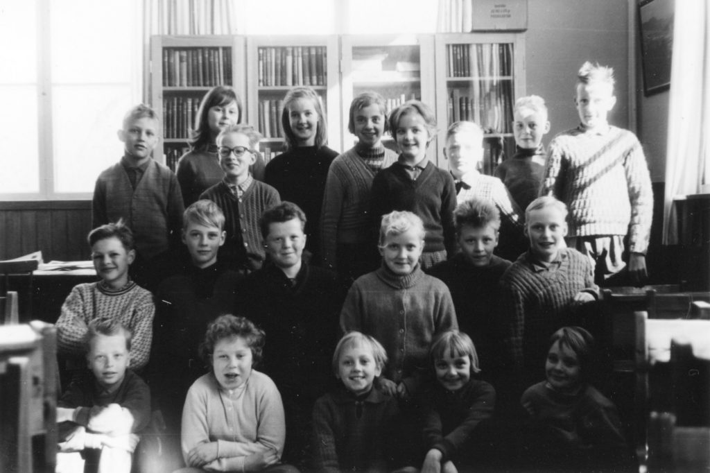 100. 3-6 klass 1960. Ur familjen Börjemalms arkiv.
© familjen Börjemalm.
